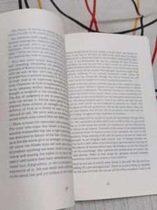 &#34;The Hindu View of Life&#34; by S. Radhakrishnan