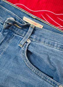 Levi’s Ladies Jean