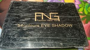 54shades Of Eyeshadow With Compact Powder, Brush