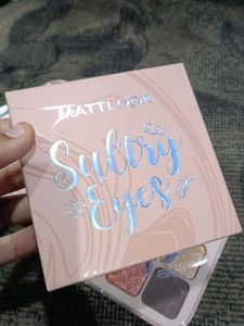 MattLook Eyeshadow Palette