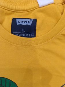 Offer Levis T Shirt