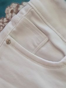 White jeans 👖