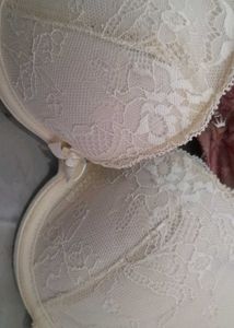 Two Beautiful Bra&#39;s