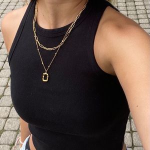 H&amp;M - Black Crop Tank Top