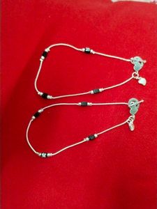 Beutiful Anklet 1 Pair