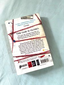 A Good Girl's Guide to Murder