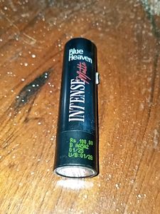 Blue Heaven Lipstick &amp; Tira Holder