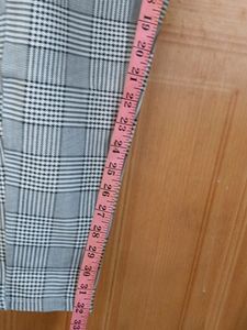 Black And Whites Checkered Formal Pant