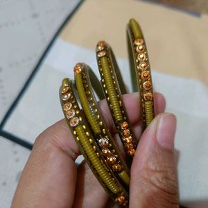 Mehndi Bangles