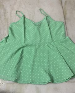 POLKI DOTS PEPLUM TOP