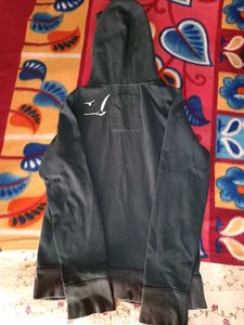 Hollister Graphic Hoodie