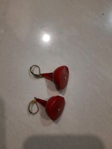 Jhumka ear rings