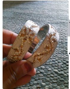 Eligent Beadad Crystal And Perl Bangals For Women