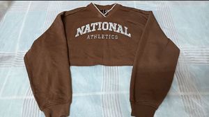 H&amp;M Brown Cropped Sweatshirt