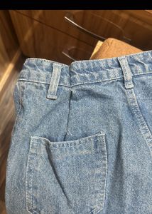 Straight Jeans