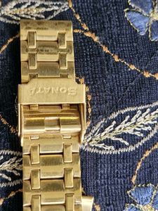 Gold Titan Sonata Men&#39;s Watch