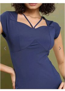 Tokyo talkies Sweetheart neck bodycon dress
