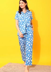 Clovia Florals Night Suit In Cornflower