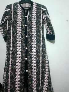 Vintage Floral Button-Down Top Or Kurti