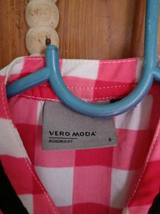 Vero Moda Tops