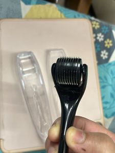A 1.5mm Derma Roller
