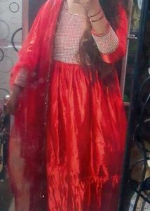 handmade Red gawen without duptta