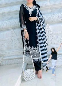 😻😻Black Kurta & Duppata😻😻