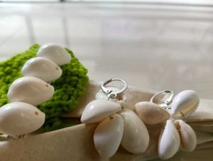 Bohemian Set Of Earrings And Clip.