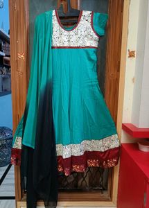 🇳🇿💫💗Elegant Teal Anarkali Kurta With Dupatta