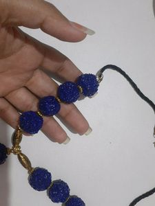 Choker Set.
