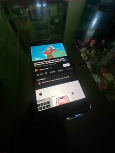 iPhone 8 4g iOS