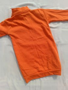 Orange sweater top (UNUSED)