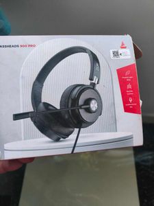 boAt Bassheads 900 Pro