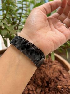 Watch For Women Black Colour Magnetic Strap