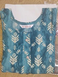 A Daily Elegant Wear For College/Office Women