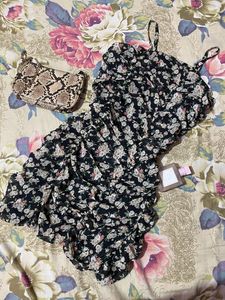 Floral Ruched Dresss , Very Very Pretty 🥹🤌🏻