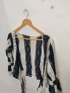 Lace Shrug - Stylish Layer
