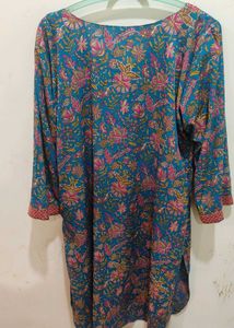 Elegant Floral Printed Kurti with Embroidered Neck