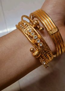 Bracelet Type Of Bangles 📿