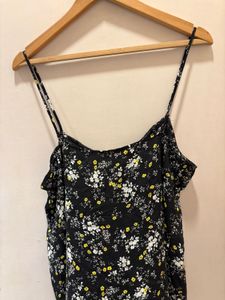 Beautiful Over Size Floral Lace Trim Cami Top