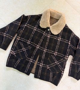 Plaid Jacket with Fur Collar ❤️( free 📦)