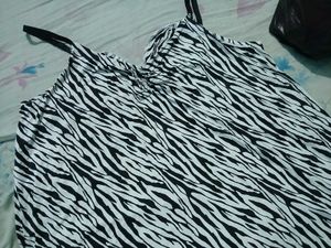 Zebra Print Dress/ Fit XL/L/NEW