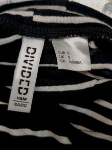H&amp;M Turtleneck Tshirt Stripes Black White Navy