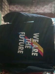 Trendy Graphic Print T-Shirt