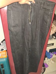 Uniqlo Black Jeans