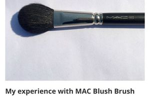 MAC Blush Brush