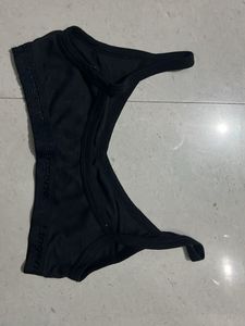 Black Sports Bra