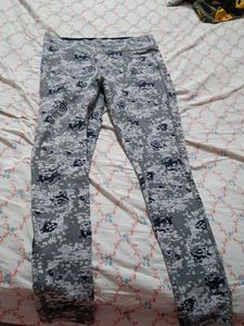 Pixel Camo sports wear bottom leggings