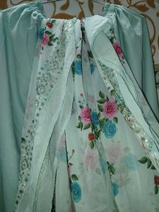 Elegant Pakistani Mint Kurti And Plazo