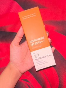 Dermatouch Multivitamin SPF 50 PA+++ Sunscreen Gel